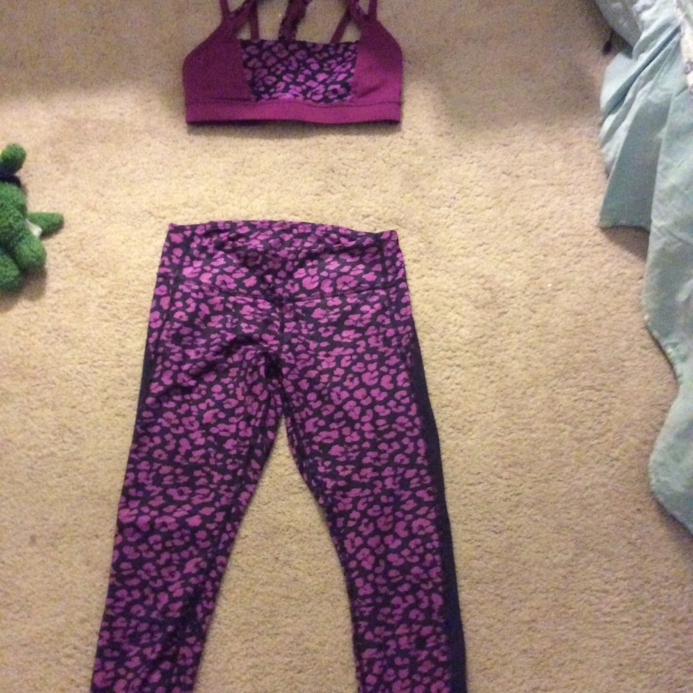 EUC lululemon bra & WU tights size 8